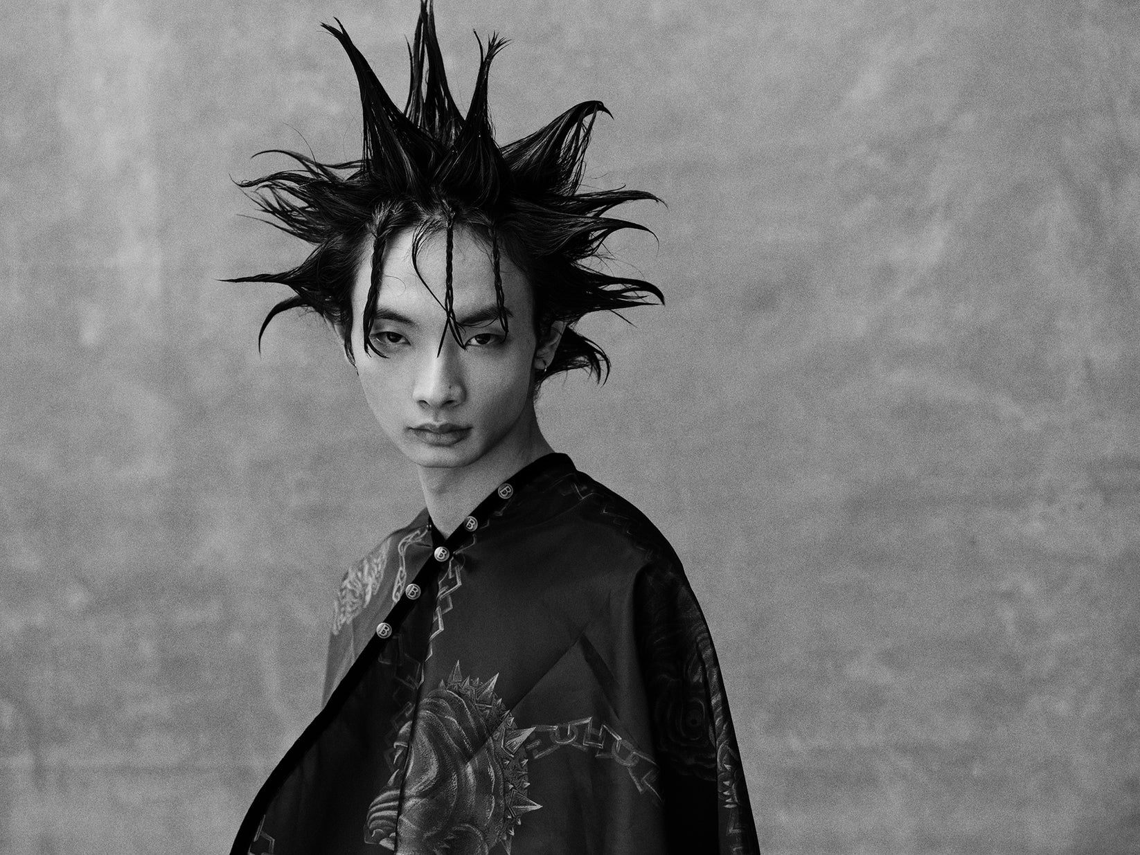 [REVIEW] BROSH × WILDSIDE YOHJI YAMAMOTO: Kiệt Tác Bóng Đêm Của Tiểu Văn Hóa Nhật Bản